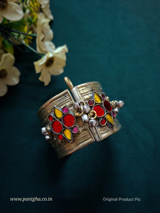 Gulshan Afghan Kada (Red & Yellow)