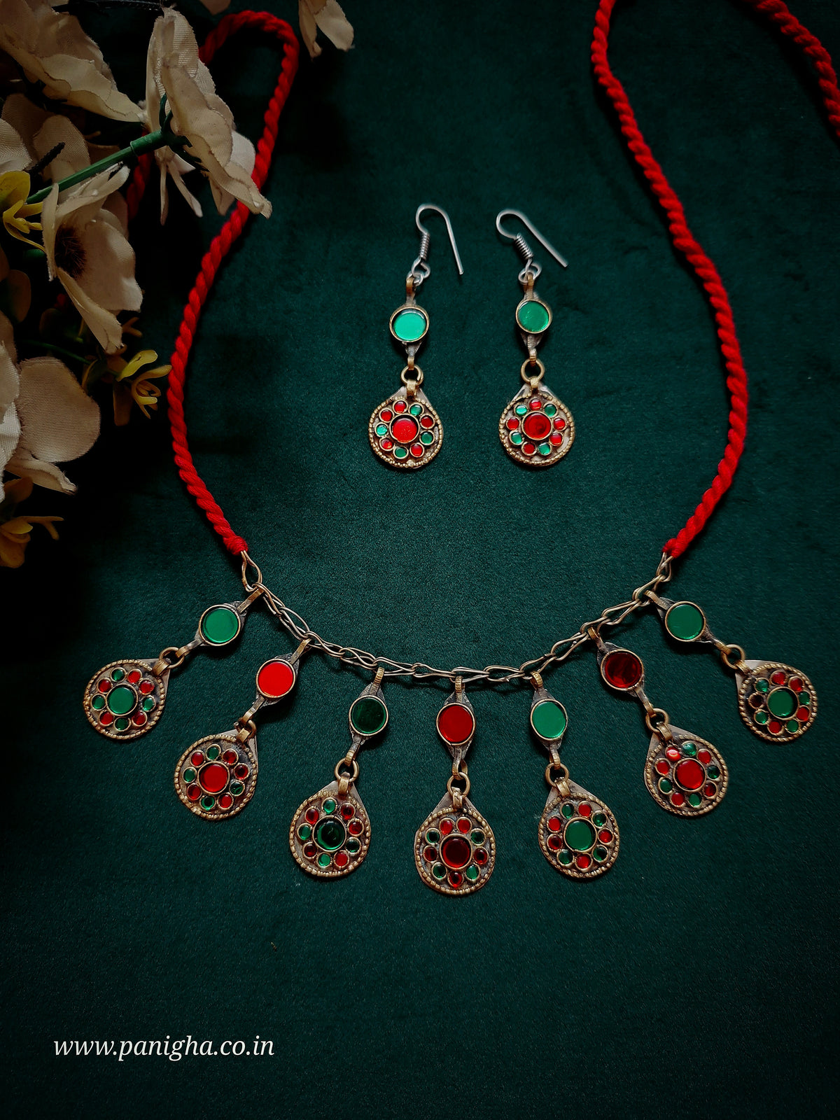 Afghan Neckpiece with Matching Earrings (red & green)