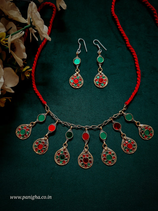 Afghan Neckpiece with Matching Earrings (red & green)