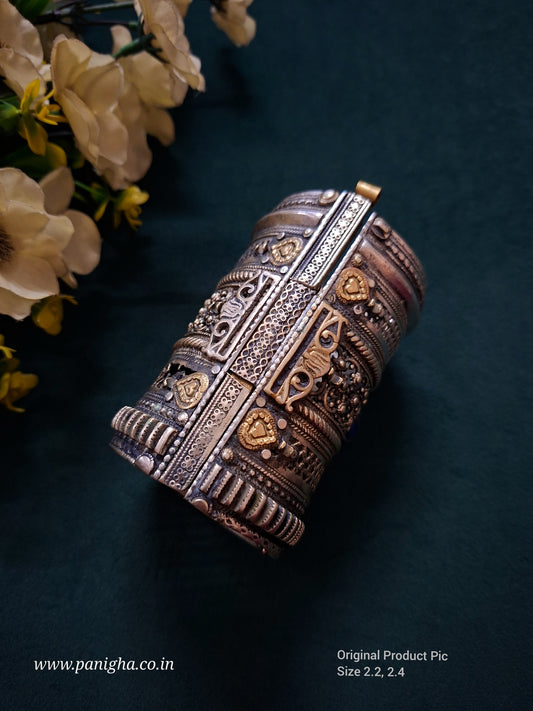 Vintage Afghan Kada / Cuff