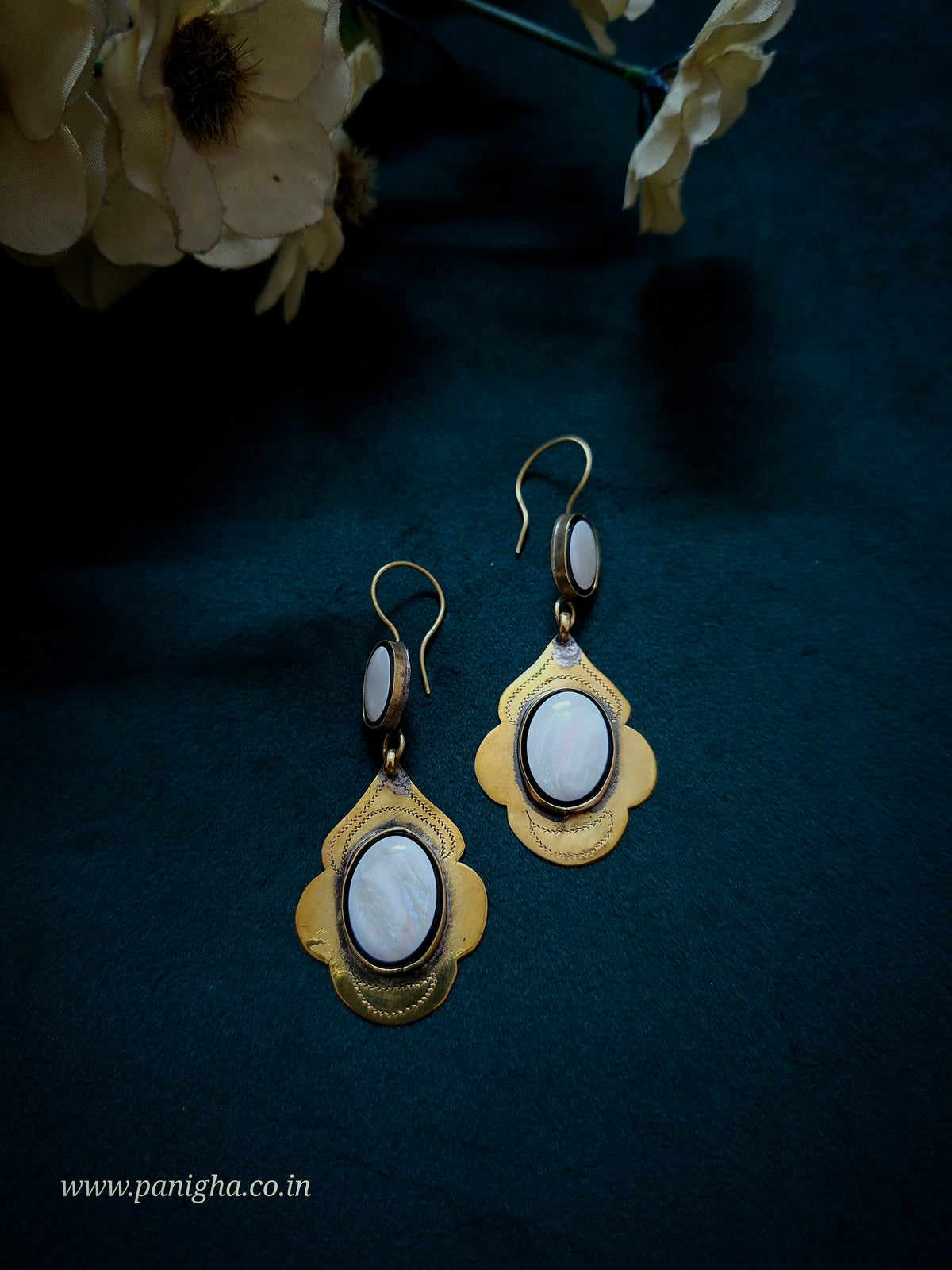 Gul-e-Naz Turkmen Earrings (White)
